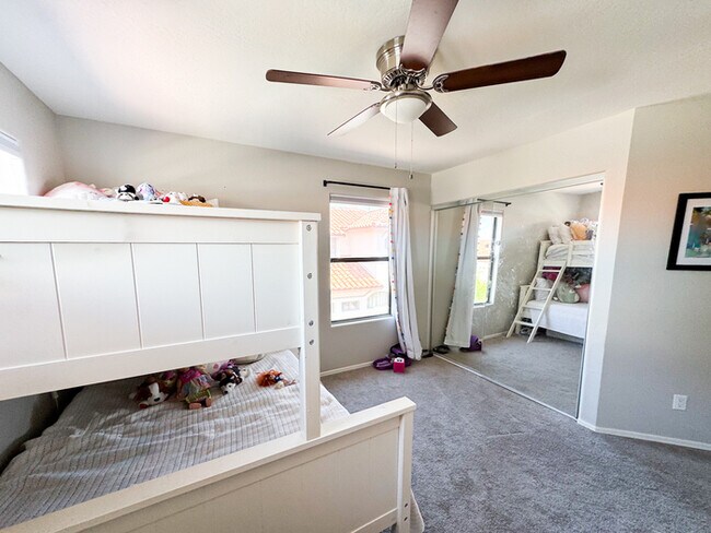 Building Photo - Marshall Ranch Five Bedroom