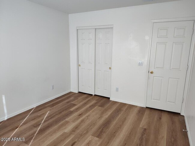 Building Photo - 33344 N Roadrunner Ln