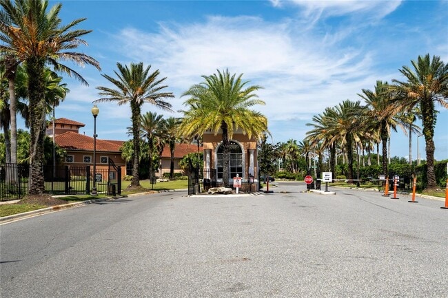 Building Photo - 5548 Metrowest Blvd