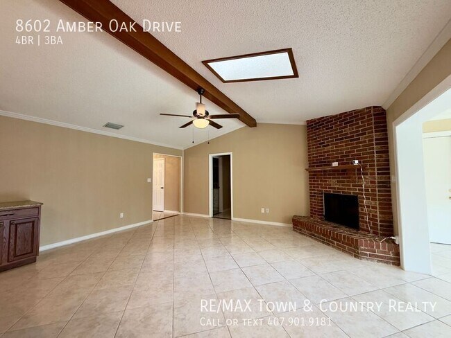 Building Photo - 8602 Amber Oak Dr