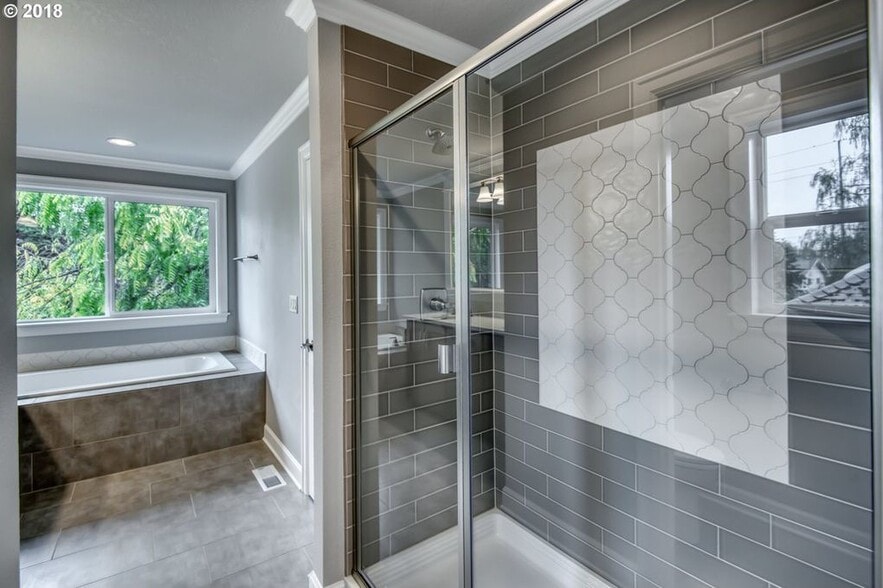 Building Photo - 3993 SE 36TH AVE