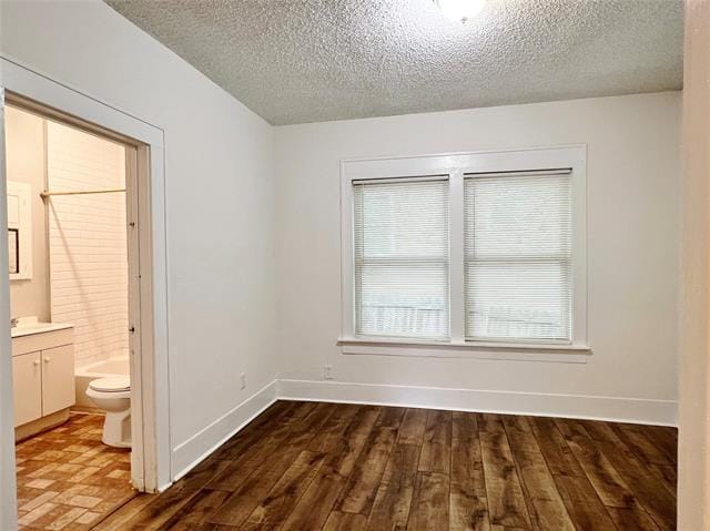 Building Photo - 607 Woodbine Ave