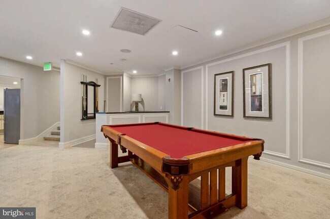 Building Photo - 5 Park Pl