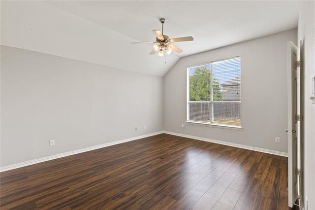 Building Photo - 2655 Lake Ridge Dr