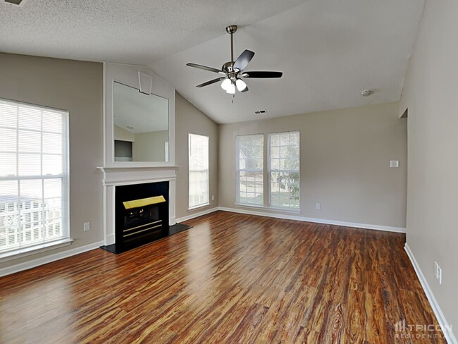 Building Photo - 8623 Treyburn Dr