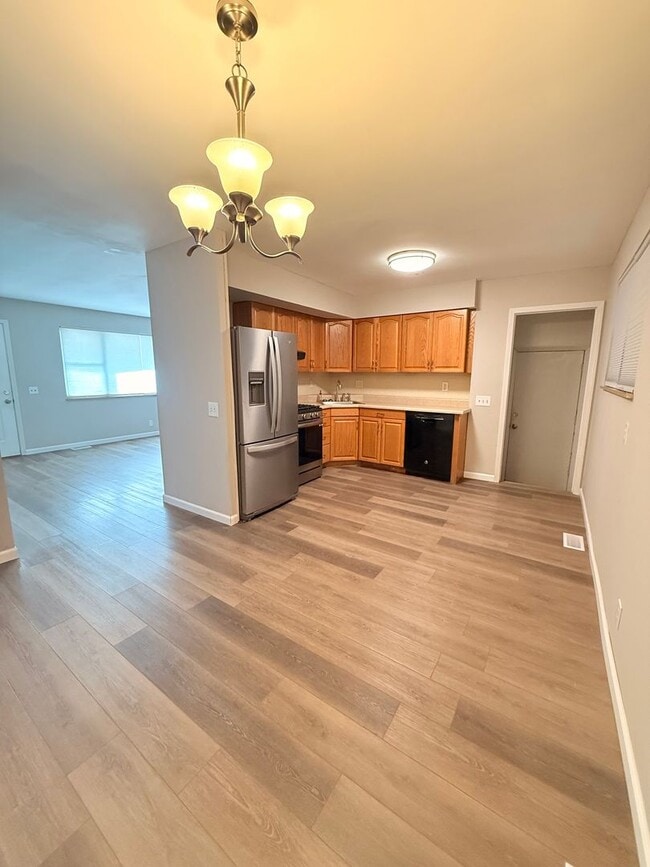 Building Photo - 3 Bedroom Home for rent in Florissant