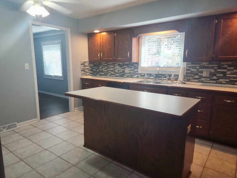 Building Photo - 24218 W Main St