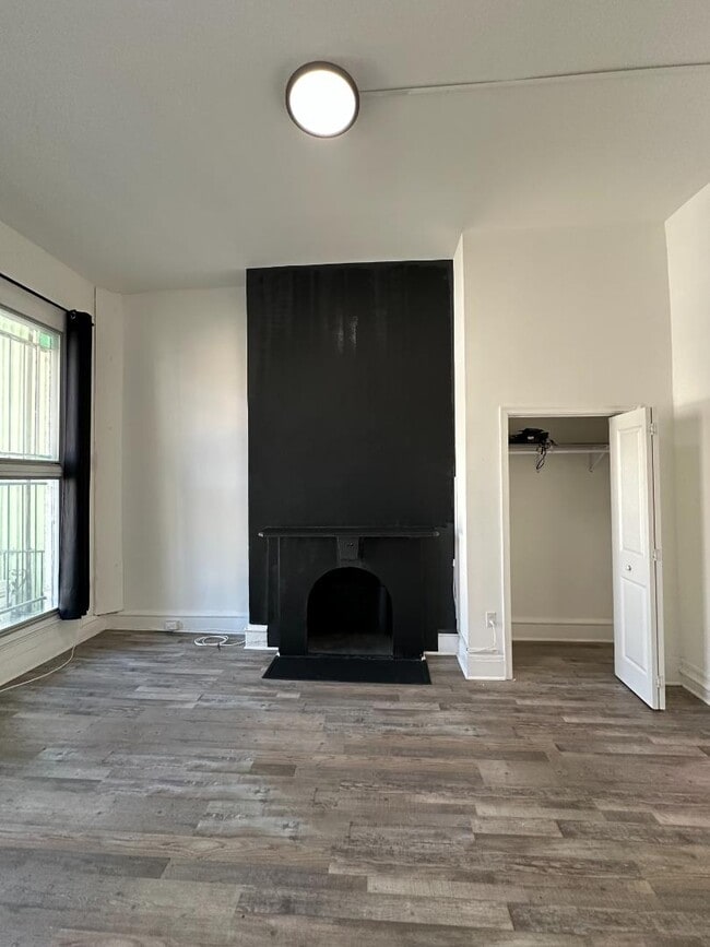 Building Photo - 1825 Madison Ave