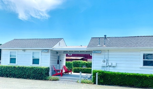 Cottage & Studio/2nd Bedroom - 871 A Dowdell Ln