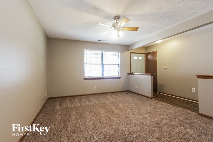 Building Photo - 8240 Parsley Ln