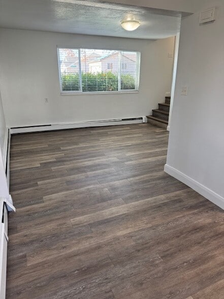 Building Photo - 554 N 800 W