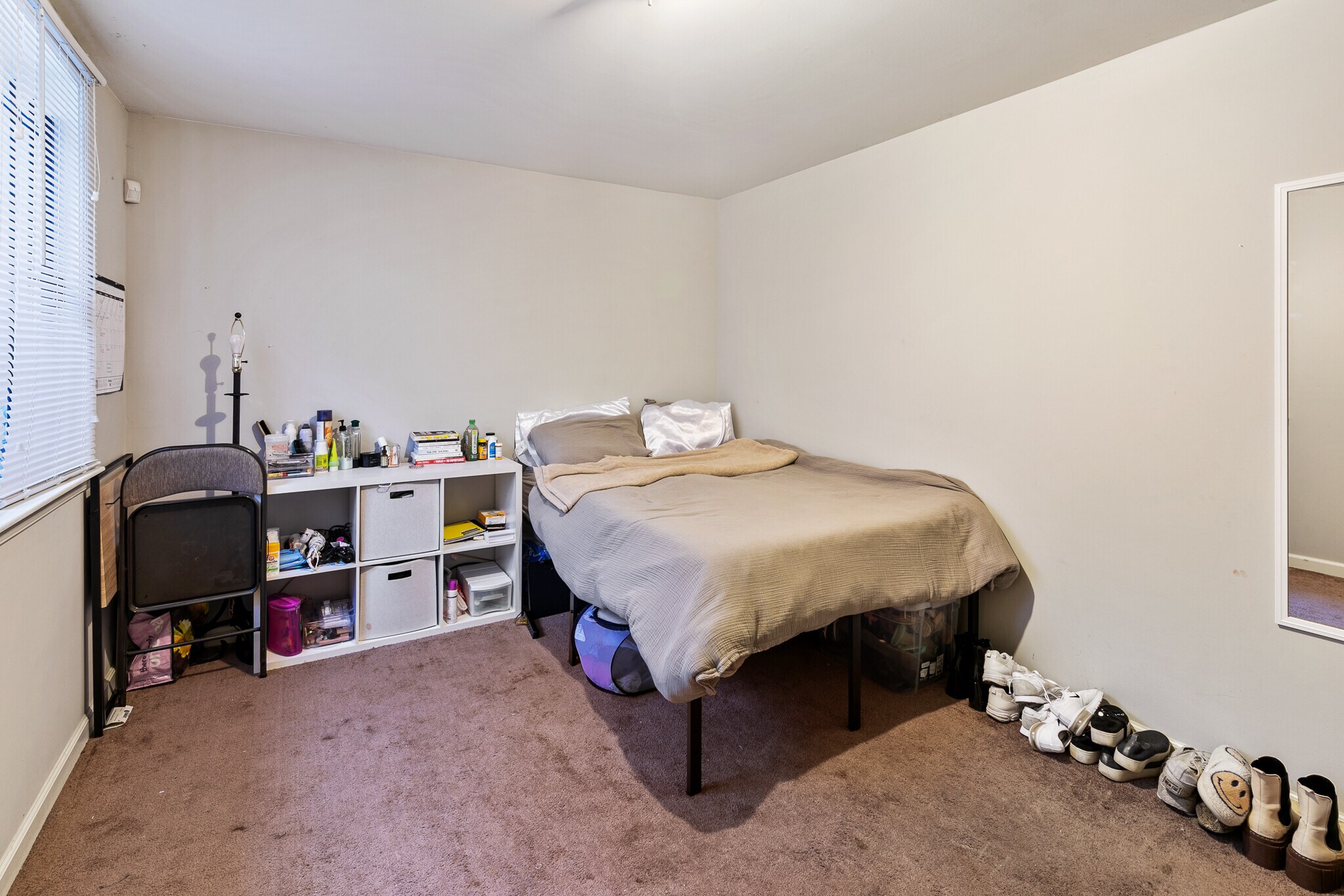 Building Photo - 1628 N Willington St