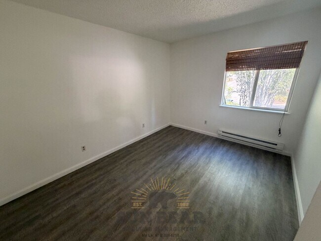 Building Photo - 801 Northwood Blvd