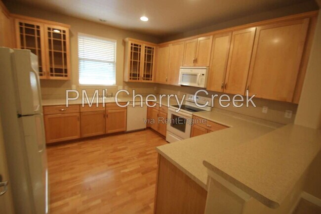 Building Photo - 6385 S Xanadu Way