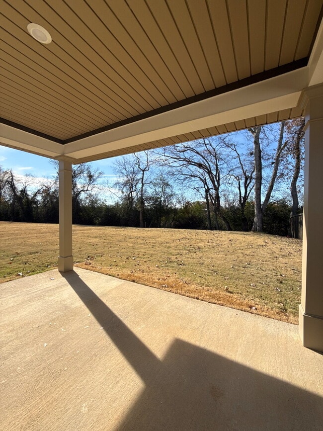 Building Photo - 15733 Ruthie Lynn Dr