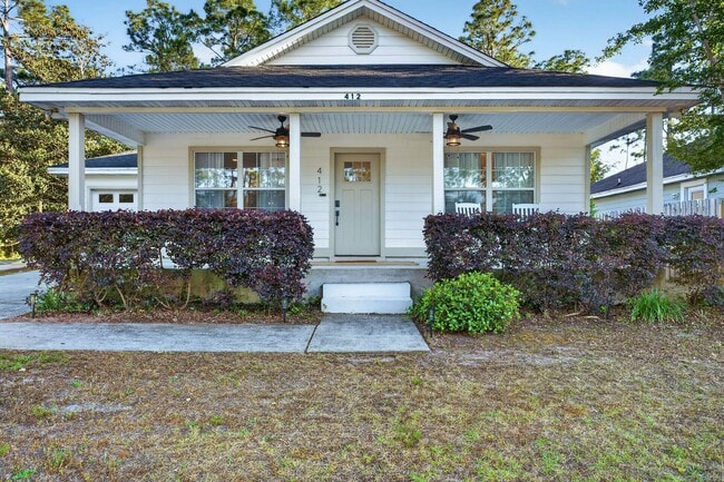 Building Photo - 412 Hunters Rd