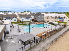 Building Photo - 4206 Hill Ln