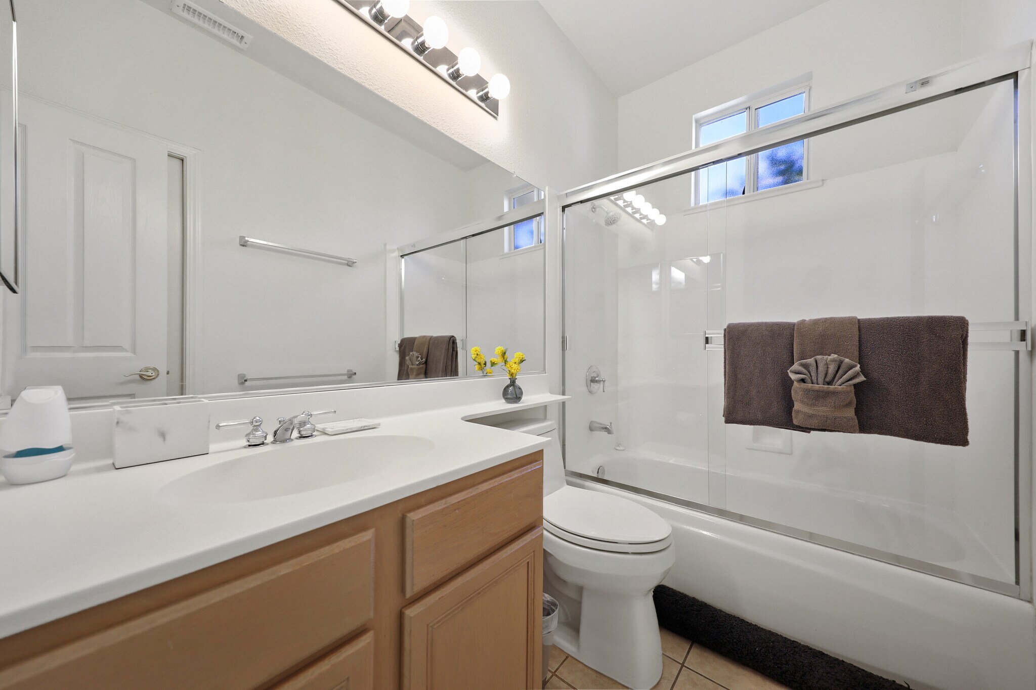 Building Photo - 76747 Minaret Way