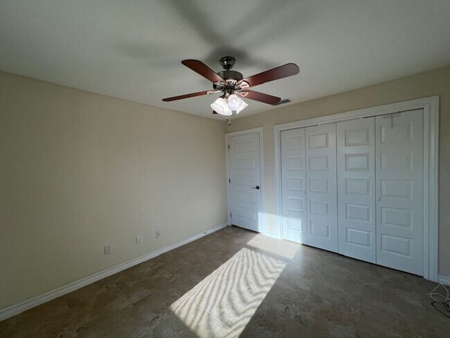 Building Photo - Located off Hwy 359!!!