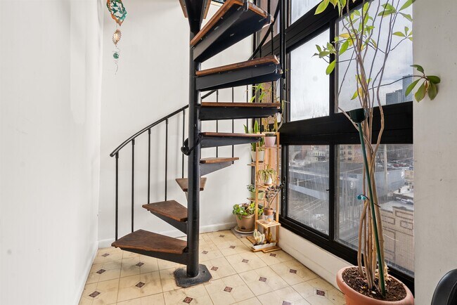 Building Photo - 43-49-49 Van Wagenen Ave