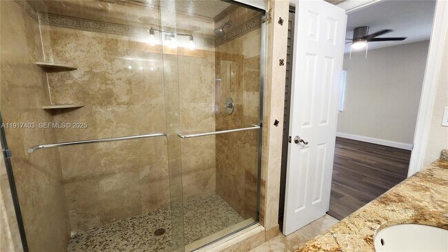 Building Photo - 2562 NW 89th Dr