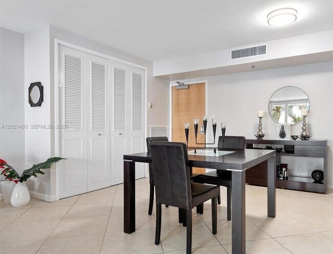 Building Photo - 9195 Collins Ave