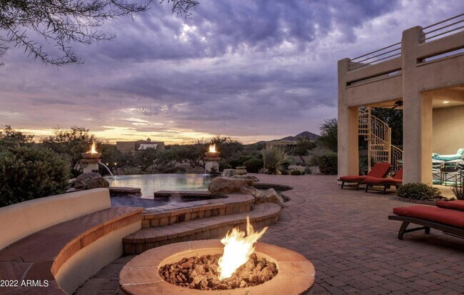 Building Photo - 13639 E Hedgehog Pl