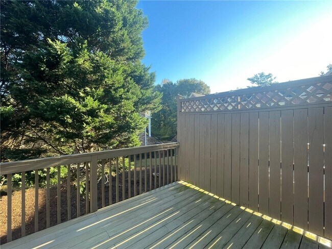 Building Photo - 6050 China Rose Ln