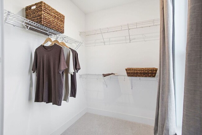 Building Photo - 6915 Cosby Vlg Ter