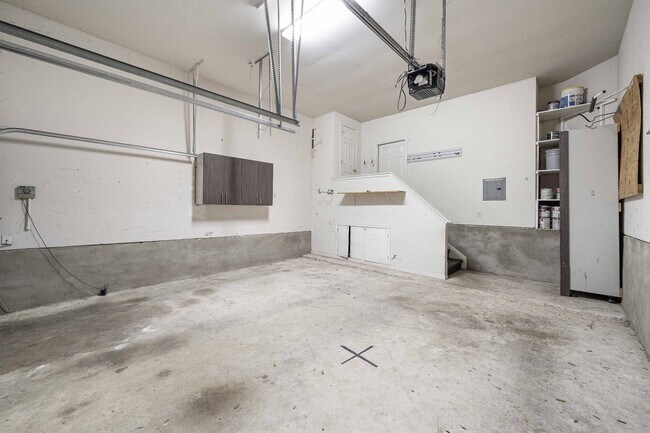 Building Photo - 12536 Canyon Glen Dr
