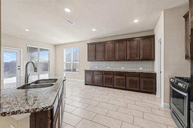 Building Photo - 1012 Granger Dr