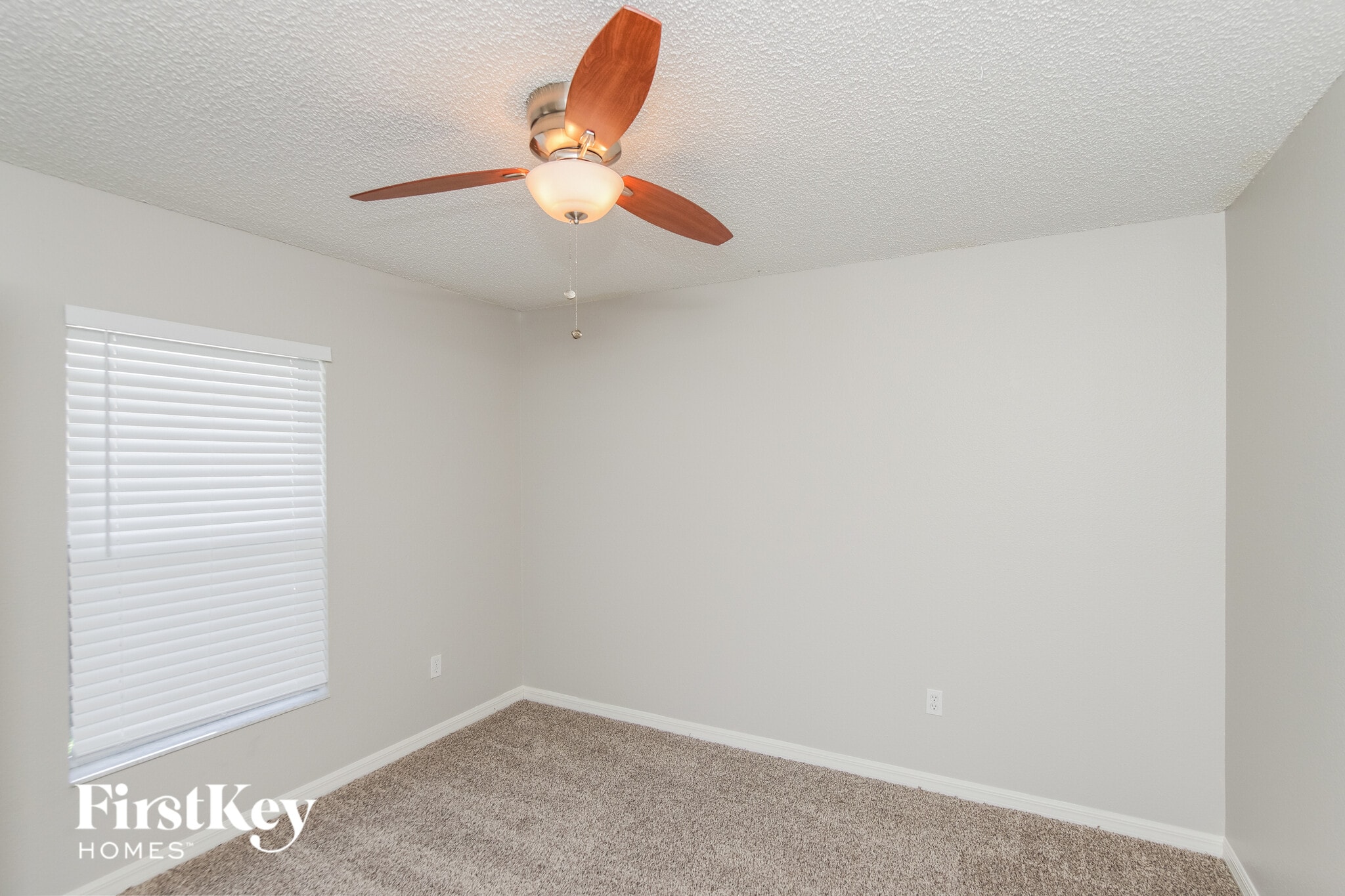 Building Photo - 826 Tedder Rd SE