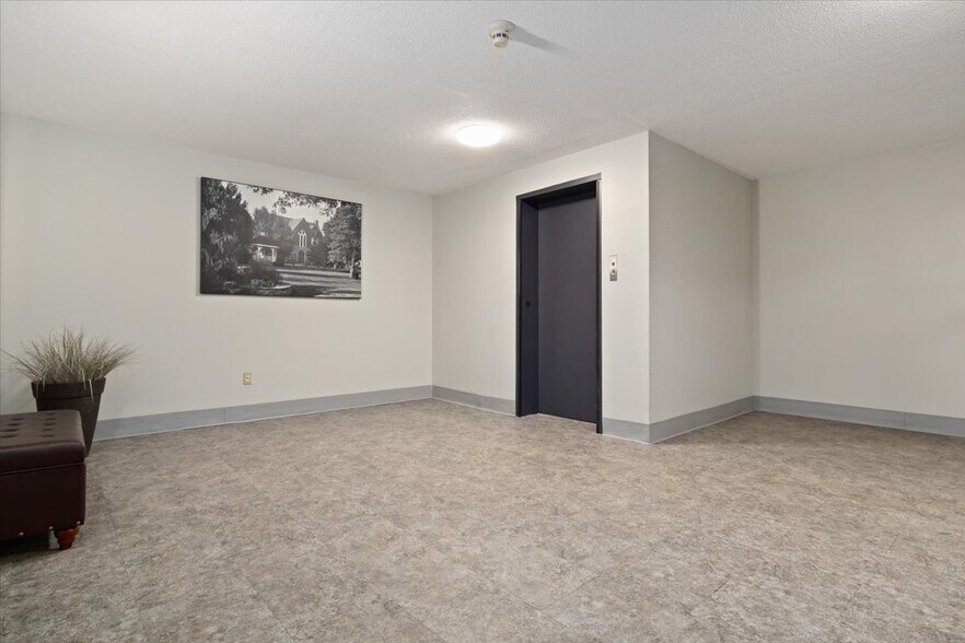 Building Photo - 150 Rumford Ave