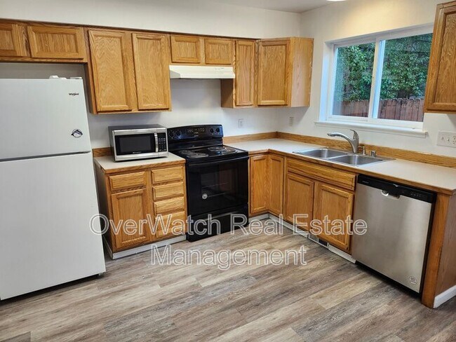 Building Photo - 9940 Grange Dr