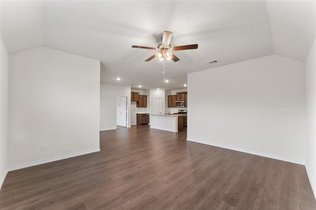 Building Photo - 413 Auburn Forest Dr