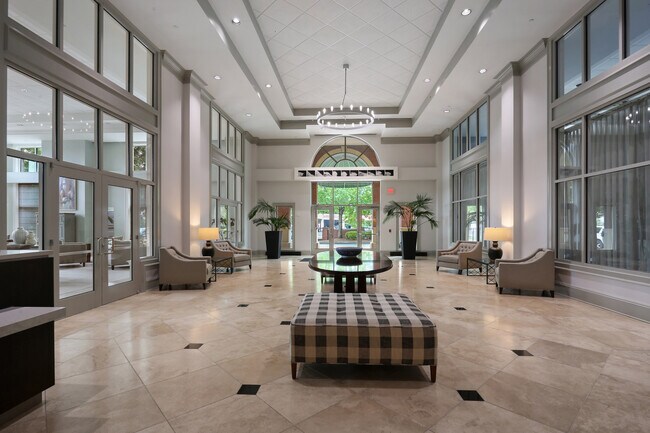 Building Photo - 3820 Roswell Rd NE