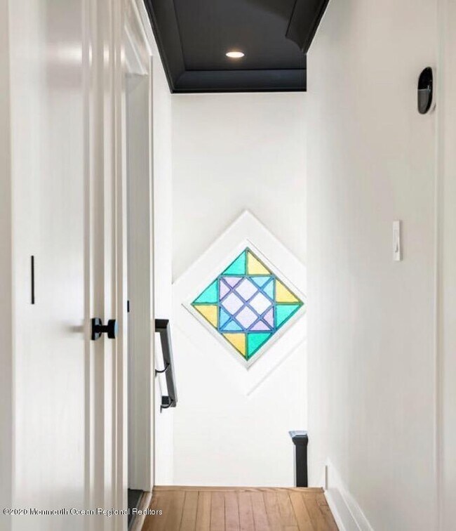 Building Photo - 23 Lincoln Ave