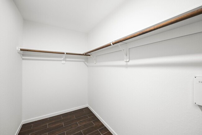 Building Photo - 21362 Beacon Springs Lane
