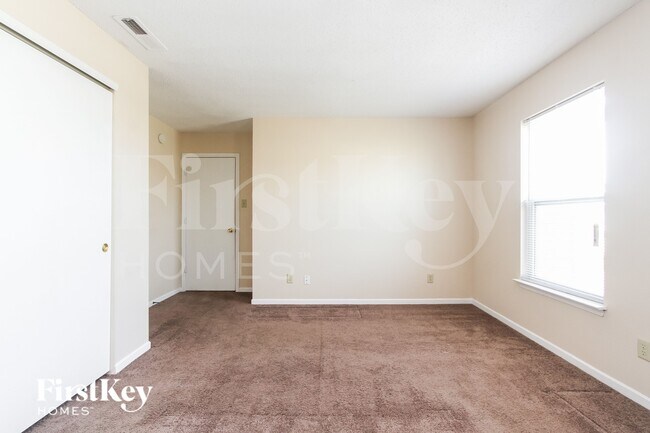 Building Photo - 11511 Presidio Dr