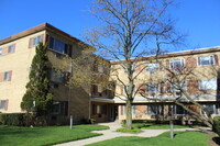 Building Photo - 9207 Skokie Blvd
