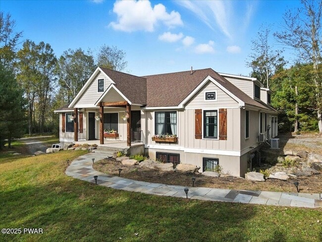 Building Photo - 159 Knapp Rd