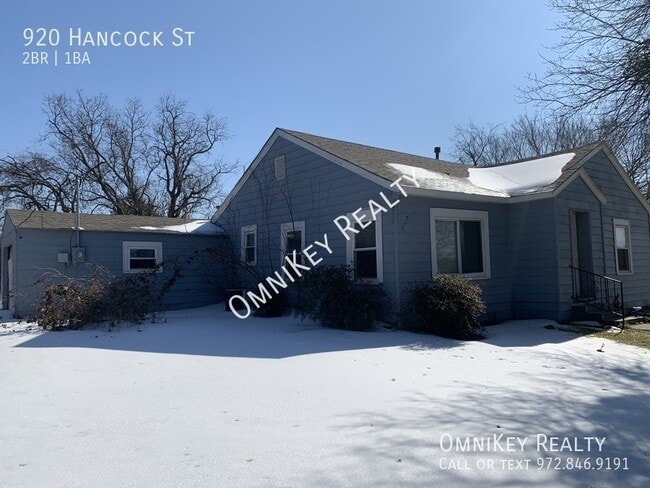 Building Photo - 920 Hancock St