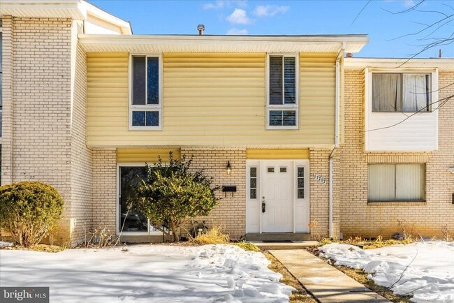 Building Photo - 17707 Amity Dr