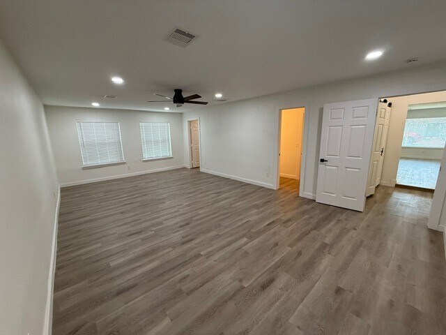 Building Photo - 5310 Randon Rd