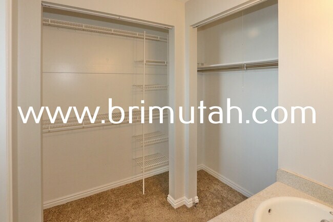 Building Photo - 3799 S 2235 E