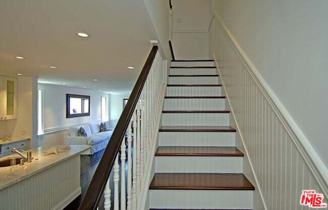 Building Photo - 6780 Shearwater Ln