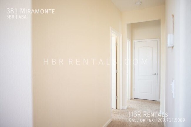 Building Photo - 381 Miramonte-