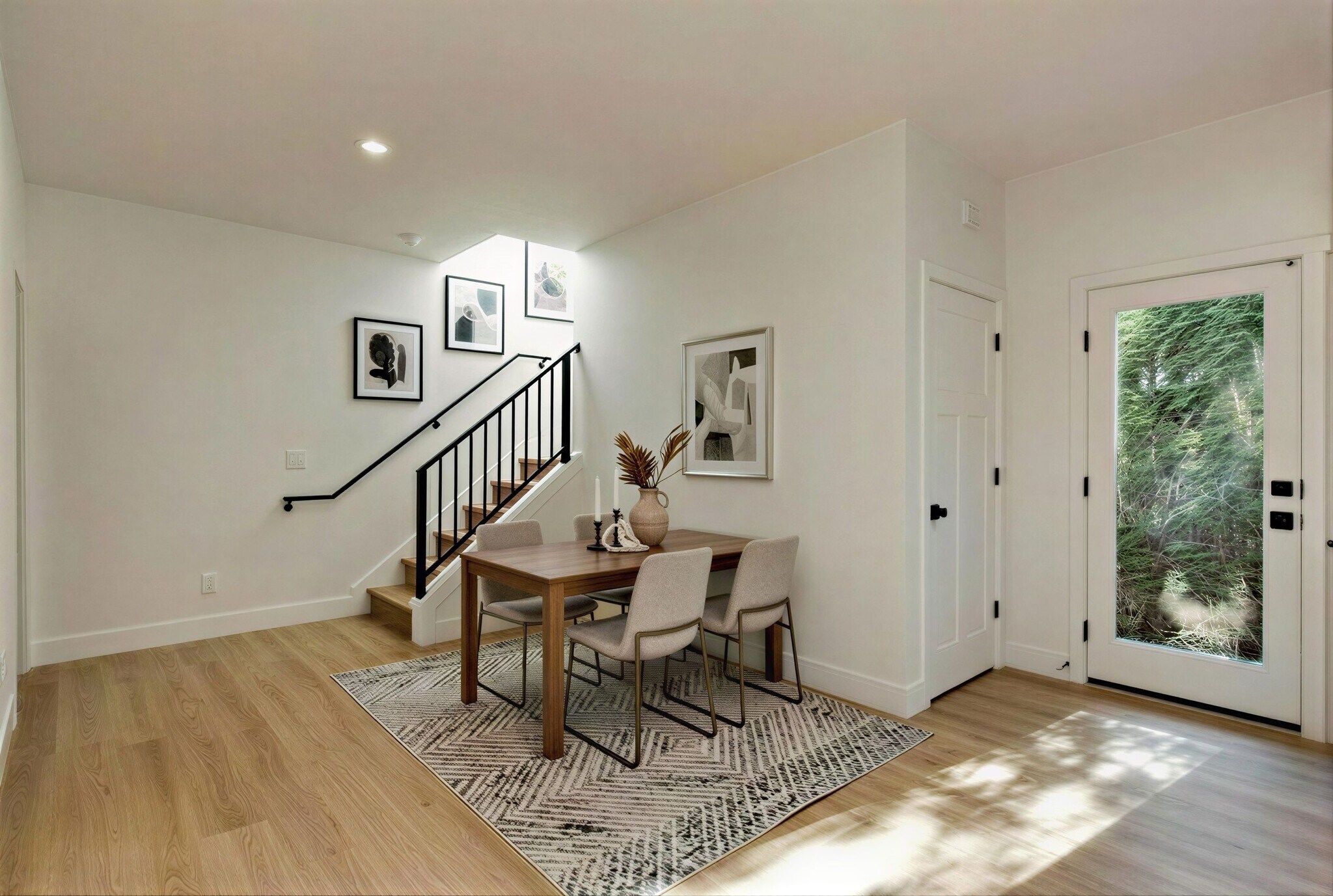 Building Photo - 618 SE 5th St