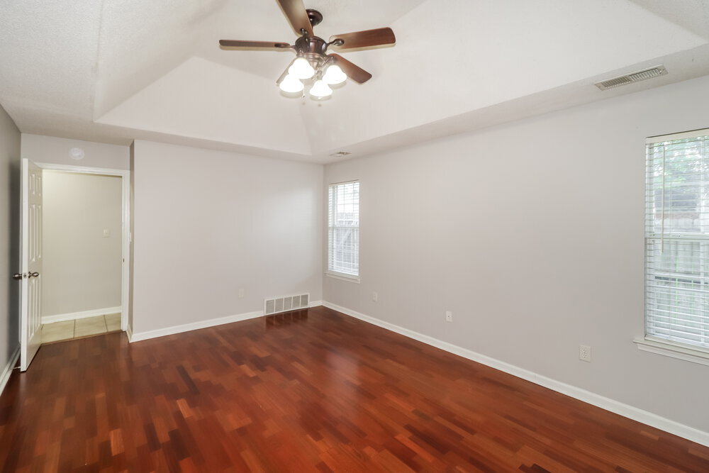 Building Photo - 1058 Green Fern Cove