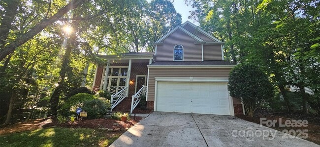 Primary Photo - 4015 Brownes Ferry Rd